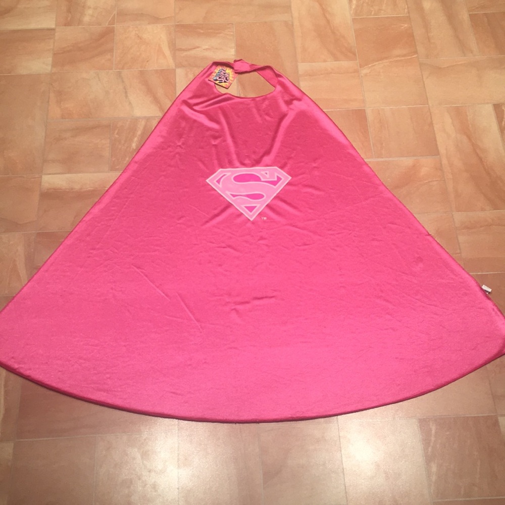 NWT Adult Women's Super Girl Pink Halloween Superhero Costume Cape